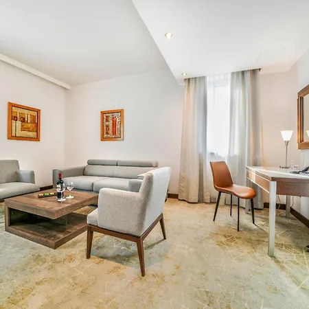In 4* Belgrado