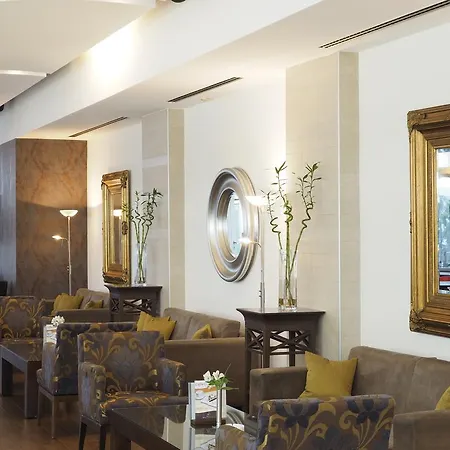 Hotel In